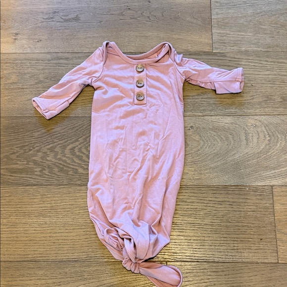 Caden Lane Other - Caden Lane Bamboo Knotted Gown